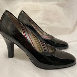 Bally Black Patent Leather Pumps Made in Italy – Size EU 36.5 (US 6–6.5)